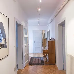 Tomas's Appartamento Lubiana
